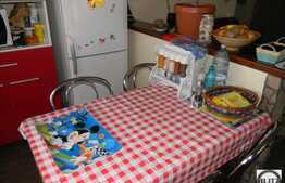 De vanzare apartament cu 2 camere, semidecomandat, 48 mp, zona strazii Uliului