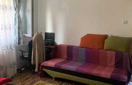 Apartament de 2 camere, etaj intermediar, zona Ghergheni!!