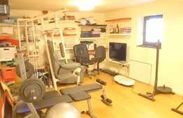 Casa individuala, 180 mp utili, teren de 1400 mp, zona Chinteni!