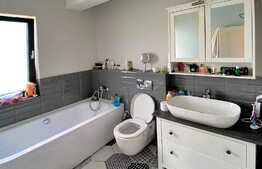 Rafinament, bun gust si eleganta! Casa finisata modern lux, la cheie, gradina amenajata, panorama!