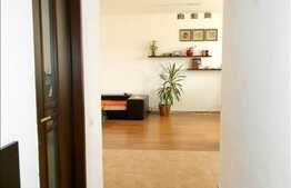 3 camere de vanzare, 78 mp utili, mobilat si utilat