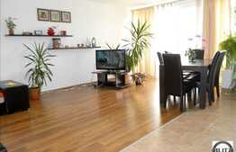 3 camere de vanzare, 78 mp utili, mobilat si utilat