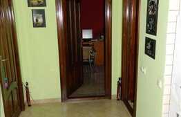 Apartament cu 2 camere, decomandat, 62 mp utili, zona Florilor,