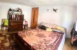 Casa 5 camere, curte individuala, Sacele