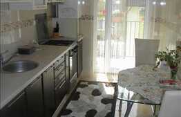 3 camere, 94 mp utili, A.C. partial mobilat, zona Florilor! 2 locuri parcare!