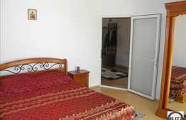 3 camere, 94 mp utili, A.C. partial mobilat, zona Florilor! 2 locuri parcare!