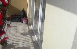 3 camere, 94 mp utili, A.C. partial mobilat, zona Florilor! 2 locuri parcare!