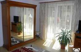 3 camere, 94 mp utili, A.C. partial mobilat, zona Florilor! 2 locuri parcare!