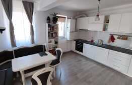 Apartament de 3 camere, parcare subterana, zona Petrom