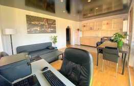 Apartament cu 2 camere, etaj intermediar, parcare! Zona strazii Eroilor!