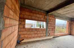 Casa individuala, 432 mp teren, terasa si gradina amenajata, Luna de Sus 