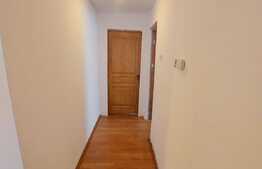 Apartament 3 camere, 64mp, zona Teilor