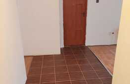 Apartament 3 camere, 64mp, zona Teilor