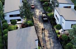 Duplex de vanzare , ansamblu privat cu 9 unitati locative, 250 teren, garaj, 180 mp, Tauti 