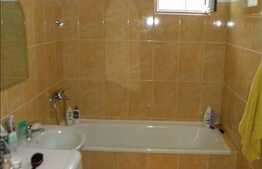 3 camere 71.5 mp utili, in zona Sesul de Sus, etaj intermediar!