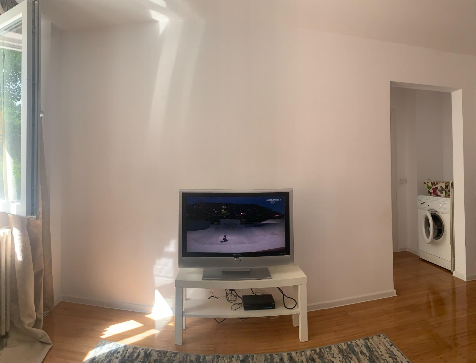 Pet friendly, mimozei, 2 camere, pat matrimonial, bucatarie inchisa | Poza7