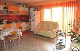 De vanzare 2 camere, 53 mp, etaj intermediar, zona strazii Eroilor!