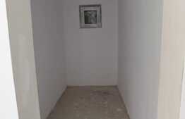 Apartament 3 camere semifinisat ,60 mp ,loc de parcare inclus in pret.