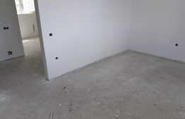 Apartament 3 camere semifinisat ,60 mp ,loc de parcare inclus in pret.