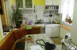 3 camere, 70 mp, imobil tip casa/vila, zona centrala