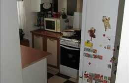 Vanzare 2 camere, 44 mp, zona Porii, plus boxa pentru depozitare