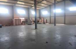 Hala industriala pretabila pentru depozitare 650 mp, Floresti !