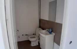 Spatiu comercial cu vitrina la parterului unui imobil nou, 50 mp, Gilau!