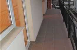 Vanzare apartament cu 2 camere de 55 mp plus balcon de 8 mp, zona Eroilor