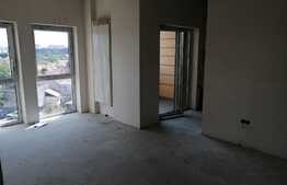 Apartament 2 camere, etaj intermediar, balcon si logie in bloc nou!