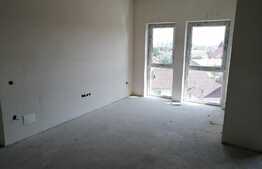 Apartament 2 camere, etaj intermediar, balcon si logie in bloc nou!