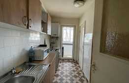 Apartament 2 camere decomandate, etaj intermediar, zona Ion Mester