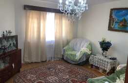 Apartament 2 camere decomandate, etaj intermediar, bloc cu lift, zona Primaverii, Manastur 