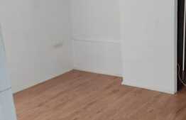 Oportunitate de investitie, etaj intermediar, parcare, zona Terra