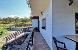 Casa superba 300 mp utili cu 2000 mp curte si 4287 mp livada, comuna Baciu!