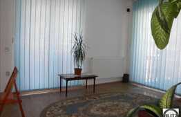 2 camere, 51 mp,  cu terasa de 27 mp, zona strazii Eroilor