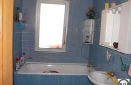 2 camere, 51 mp,  cu terasa de 27 mp, zona strazii Eroilor