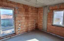 Apartament 3 camere,63 mp,incalzire in pardoseala,zona centrala.