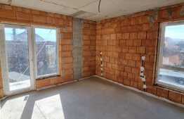 Apartament 3 camere,69 mp,incalzire in pardoseala,zona centrala.