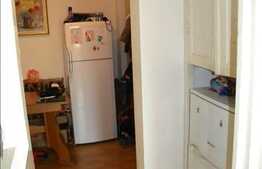 Apartament 3 camere, decomandat, 73 mp utili, loc parcare, zona buna!