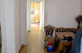 Apartament 3 camere, decomandat, 73 mp utili, loc parcare, zona buna!