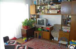 Apartament 3 camere, decomandat, 73 mp utili, loc parcare, zona buna!
