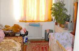 Apartament 3 camere, decomandat, 73 mp utili, loc parcare, zona buna!