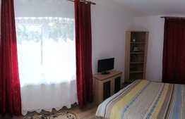 Apartament la prima inchiriere, cu doua terase, curte si loc de parcare, zona Tractorul