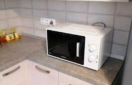 Apartament la prima inchiriere, cu doua terase, curte si loc de parcare, zona Tractorul