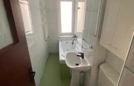 Apartament de 2 camere, 50 mp, parcare, semicentral