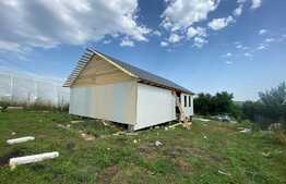 Casa individuala, 135 mp utili, 500 mp teren, structura metalica / panou sandwich