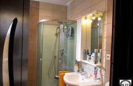 Apartament cu 2 camere, 64 mp utili, decomandat! In zona Eroilor!