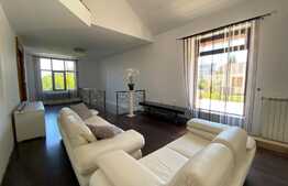 Casa generoasa cu curte privata, 400 mp, zona Pietei Cipariu, ideal sediu firma