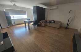 Apartament 2 camere, semidecomandat, etaj intermediar