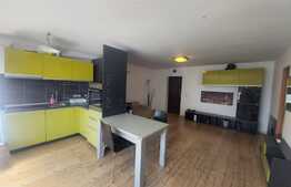 Apartament 2 camere, semidecomandat, etaj intermediar